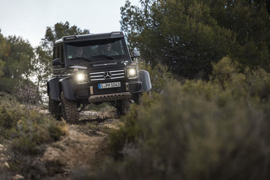  Mercedes-Benz G500 4x4&sup2; Concept 2015 года  (фото 6 из 36)